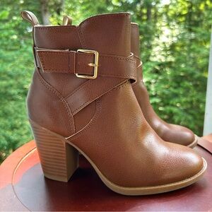 NEW Chestnut Brown Faux Leather Heeled Booties – Size 7 Chunky Heel Ankle Boots